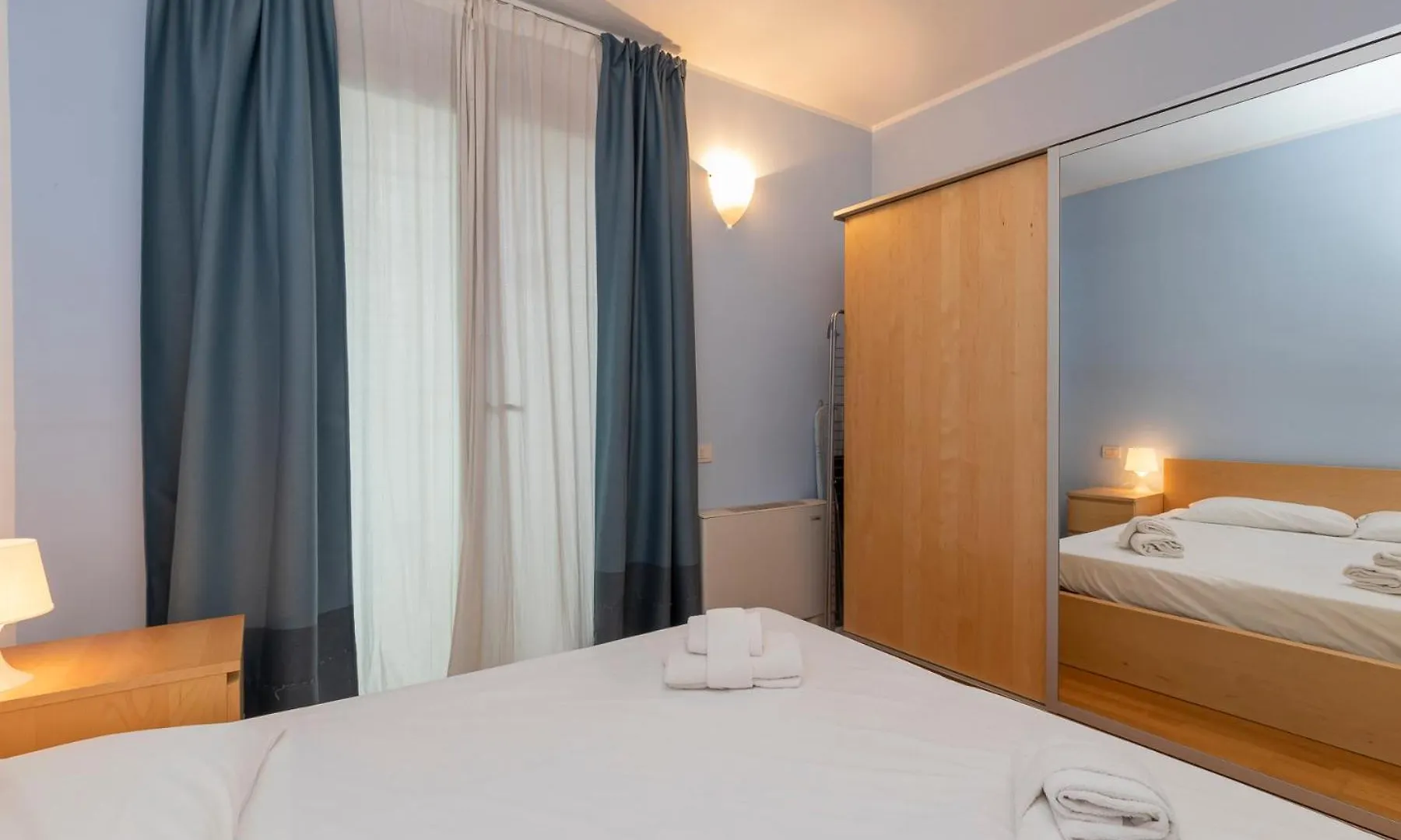 Xenia Apartments - Spacious Three-Room Apartment 10 Min From Linate Mediolan