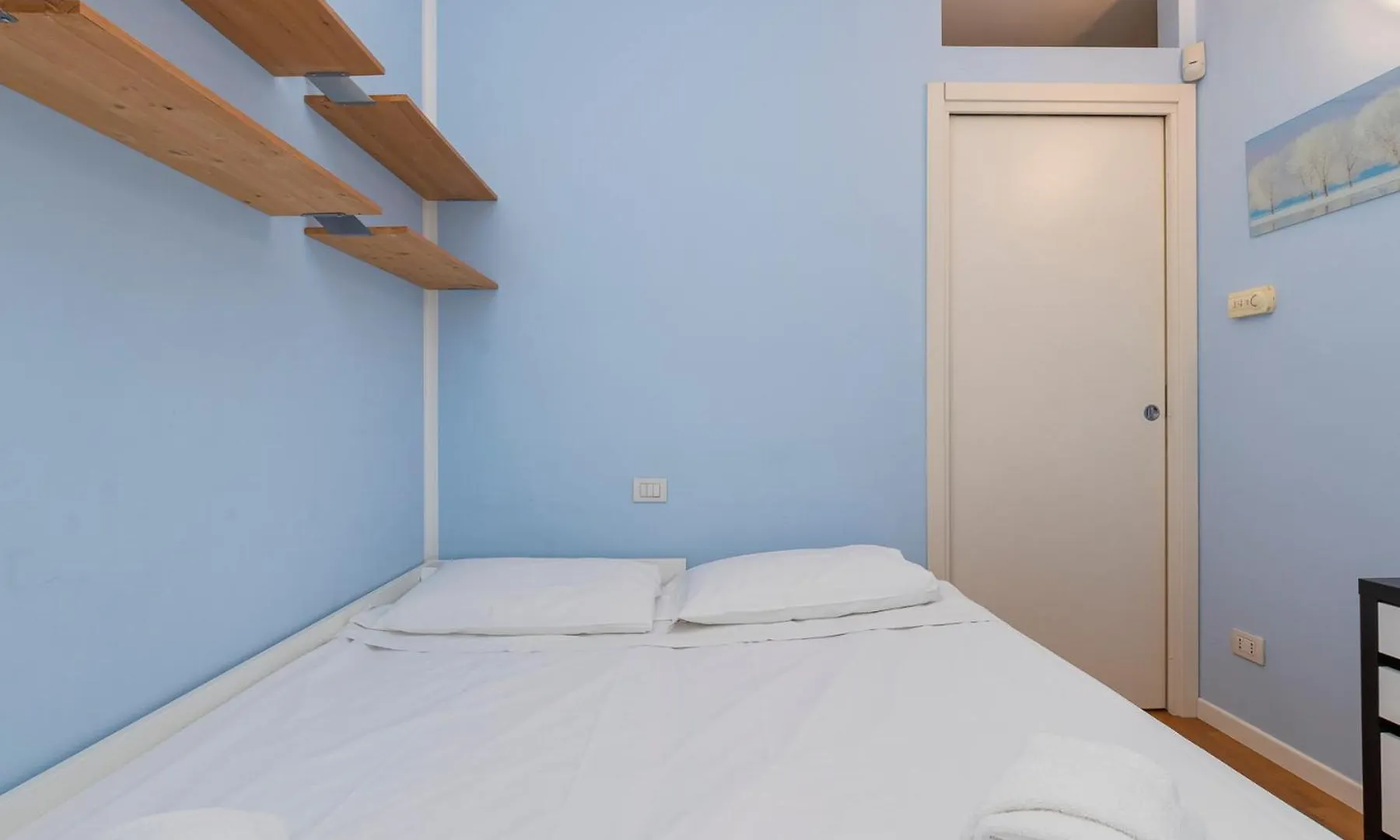 Xenia Apartments - Spacious Three-Room Apartment 10 Min From Linate Mediolan