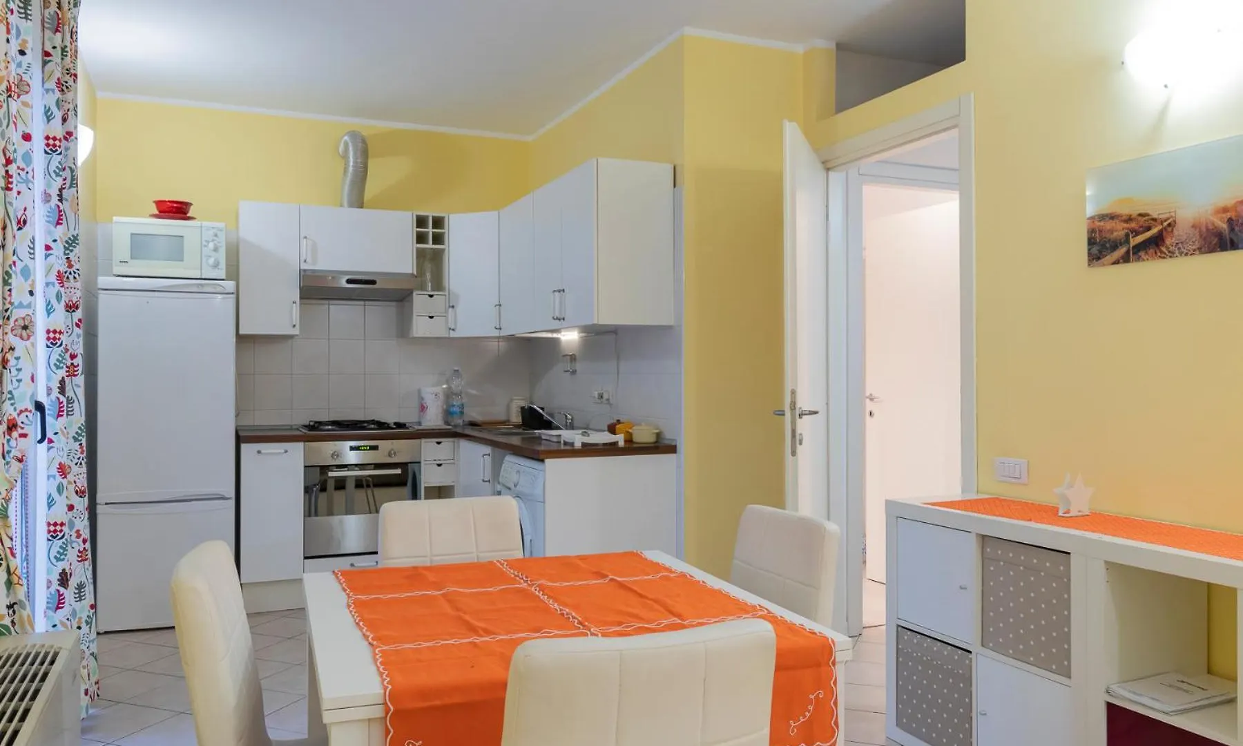 Xenia Apartments - Spacious Three-Room Apartment 10 Min From Linate Mediolan Włochy